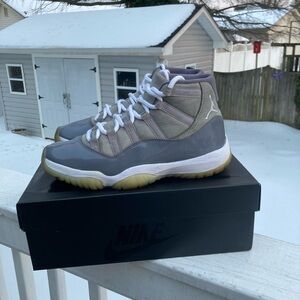 Nike Jordan 11 Cool Grey Size 9 mens